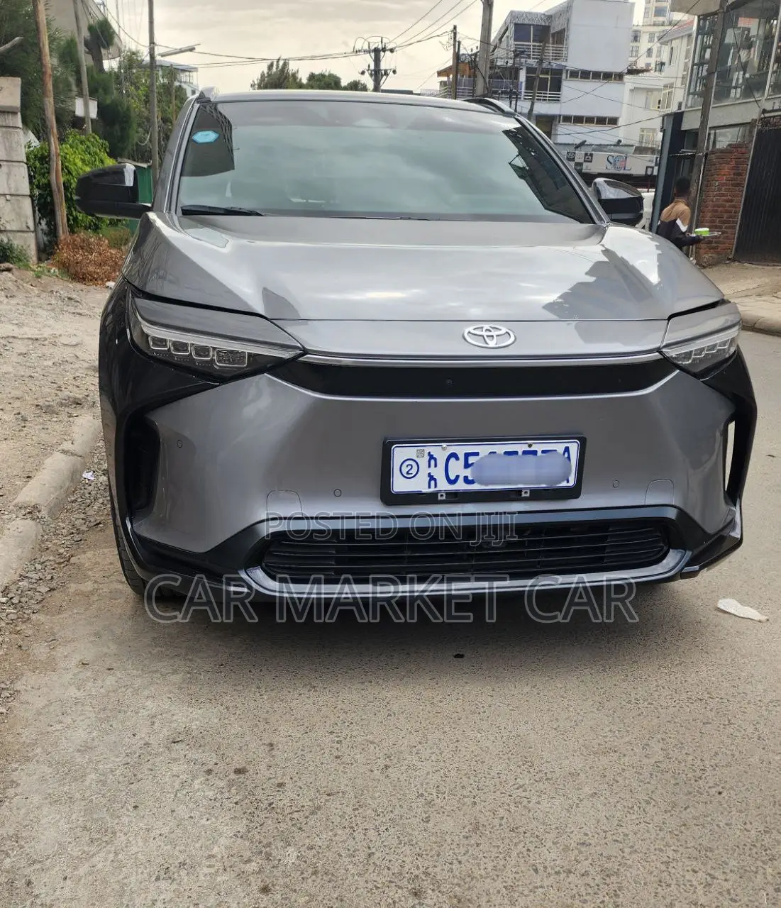 Toyota bZ4X 71.4 kWh AWD 2023 Gray