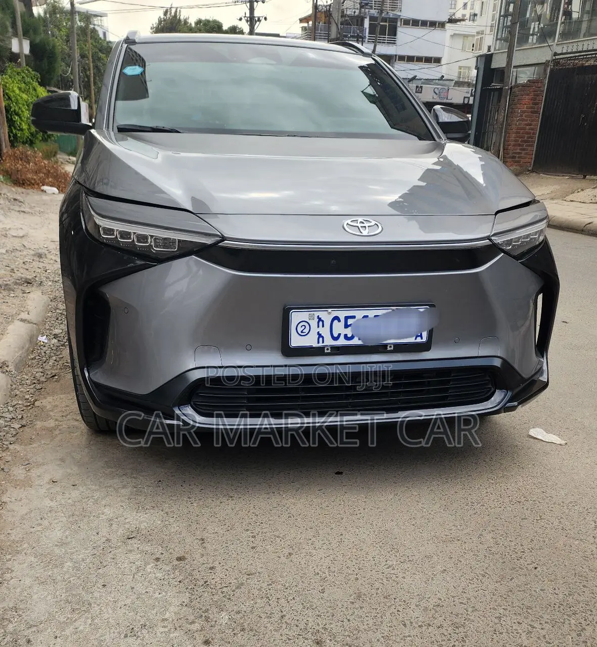 Toyota bZ4X 71.4 kWh AWD 2023 Gray