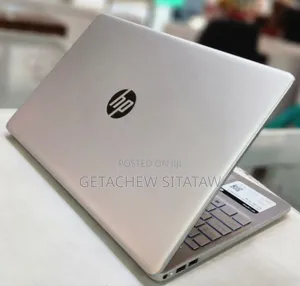 New Laptop HP EliteBook 830 8GB Intel Core I7 SSD 512GB