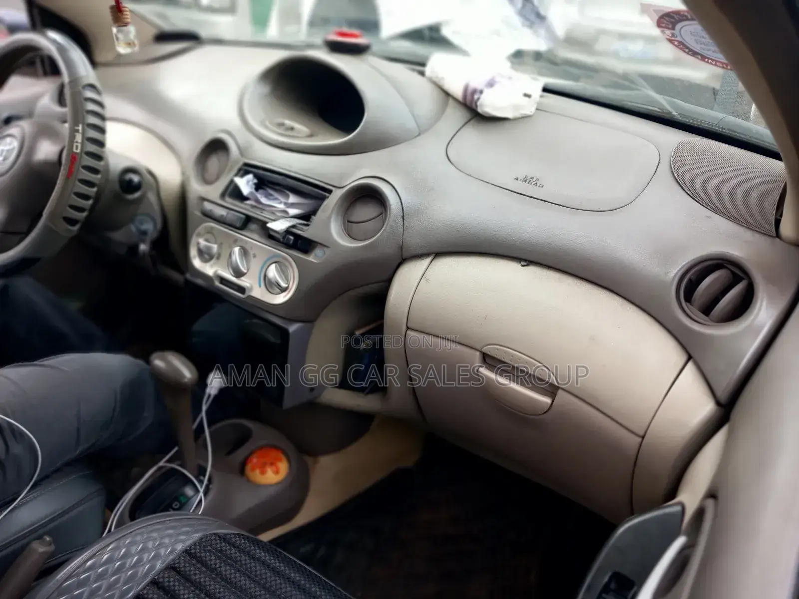 Toyota Platz 2004 Silver