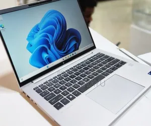 New Laptop HP 16GB Intel Core I7 SSD 512GB