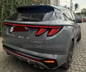 Hyundai Tucson 2022 Gray