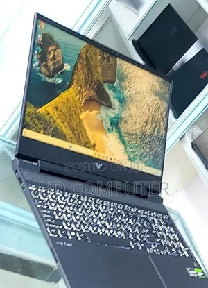 New Laptop HP Victus 16 16GB AMD Ryzen 5 SSD 1T