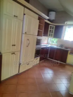 G+2 House Fernshed Guest House for Rent