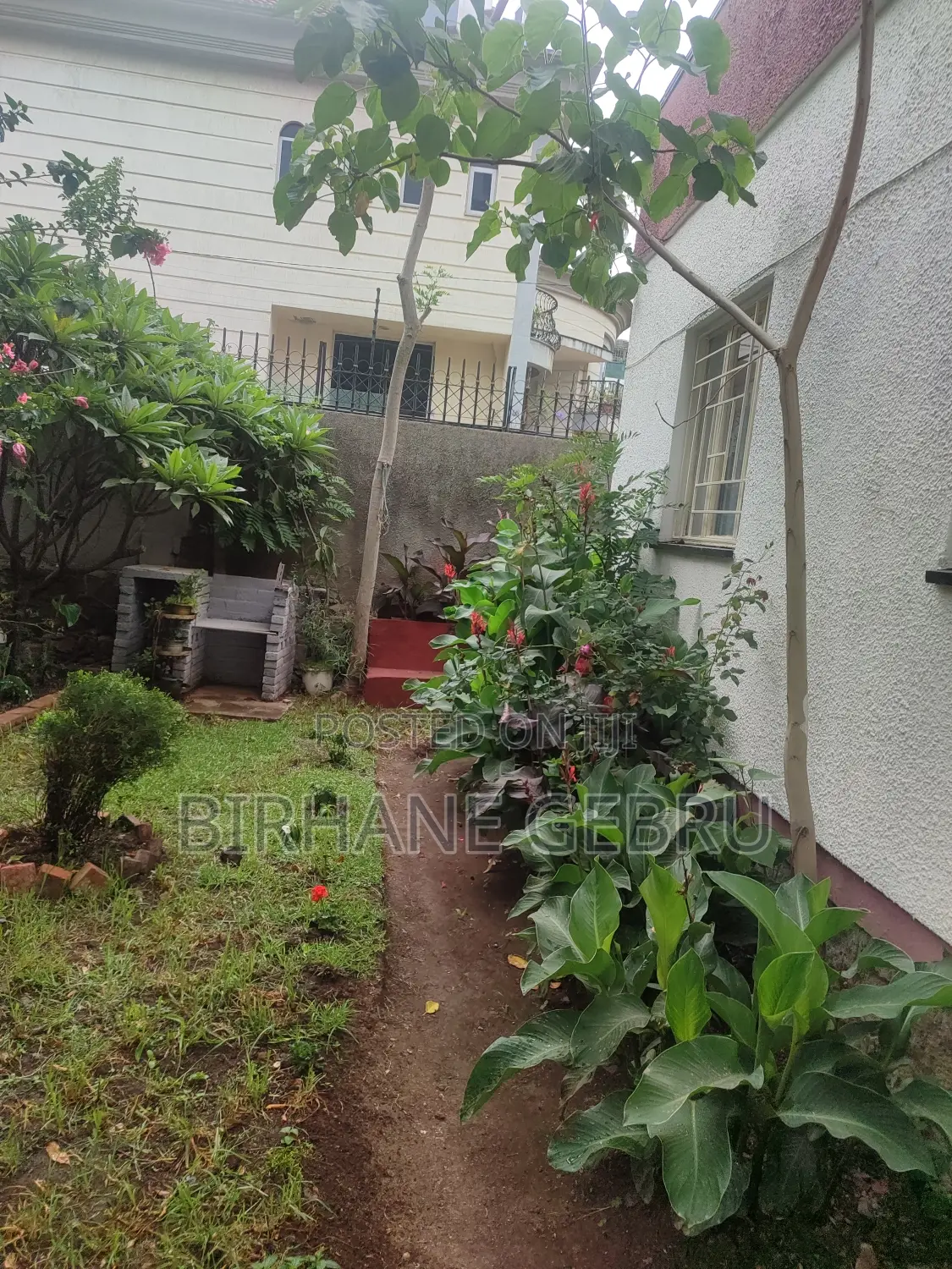 Vill House Semi Fernished Guest Hous for Rent