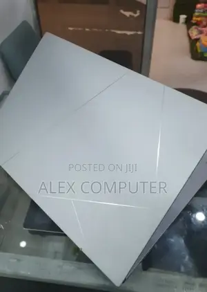 New Laptop Asus Zenbook 14 UX434 16GB Intel Core I7 SSD 1T