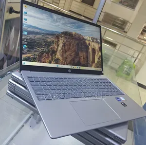 New Laptop HP Stream Notebook 16GB Intel Core I5 SSD 512GB