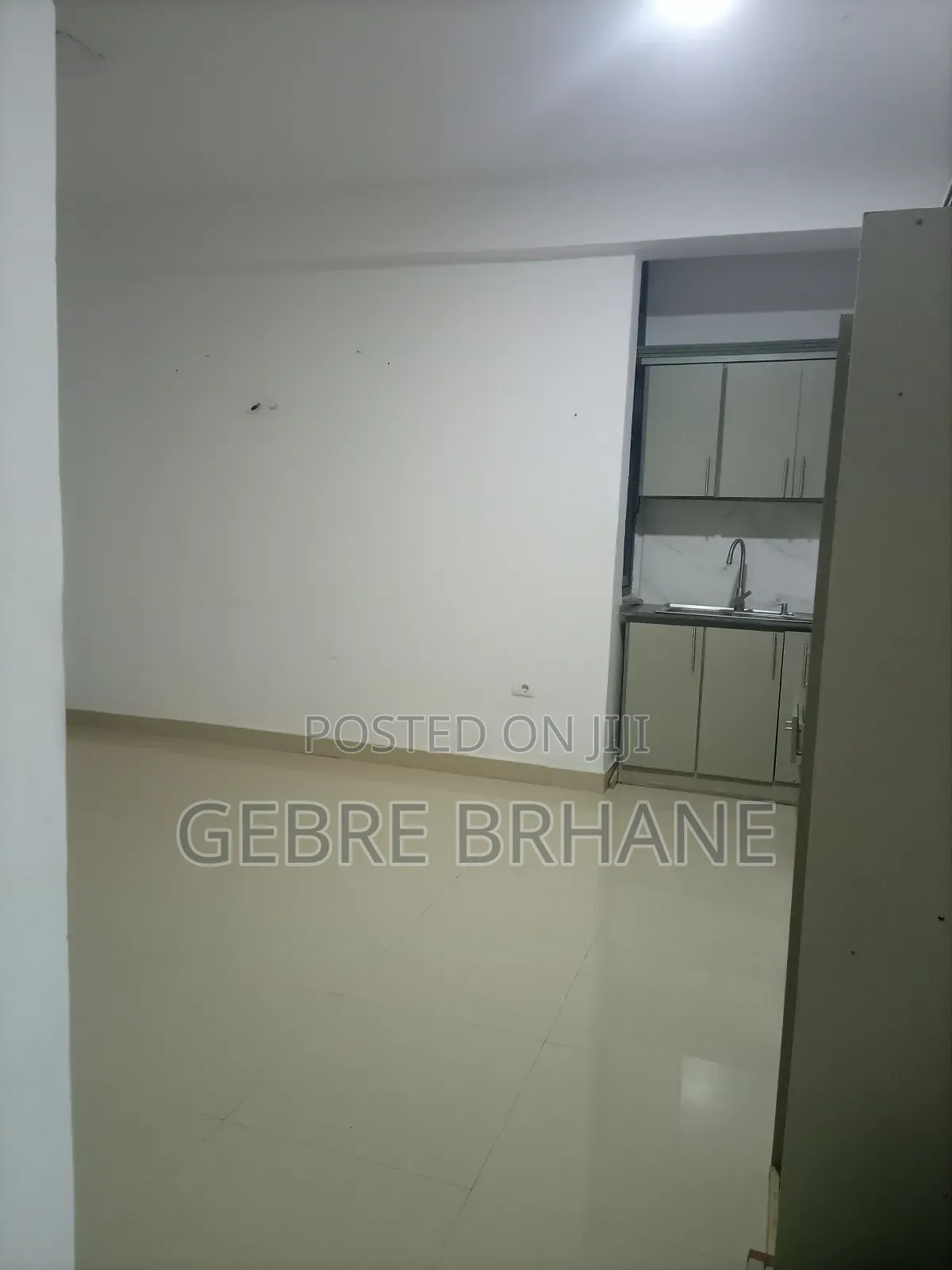 2bdrm Apartment in Apartment, Yeka for rent