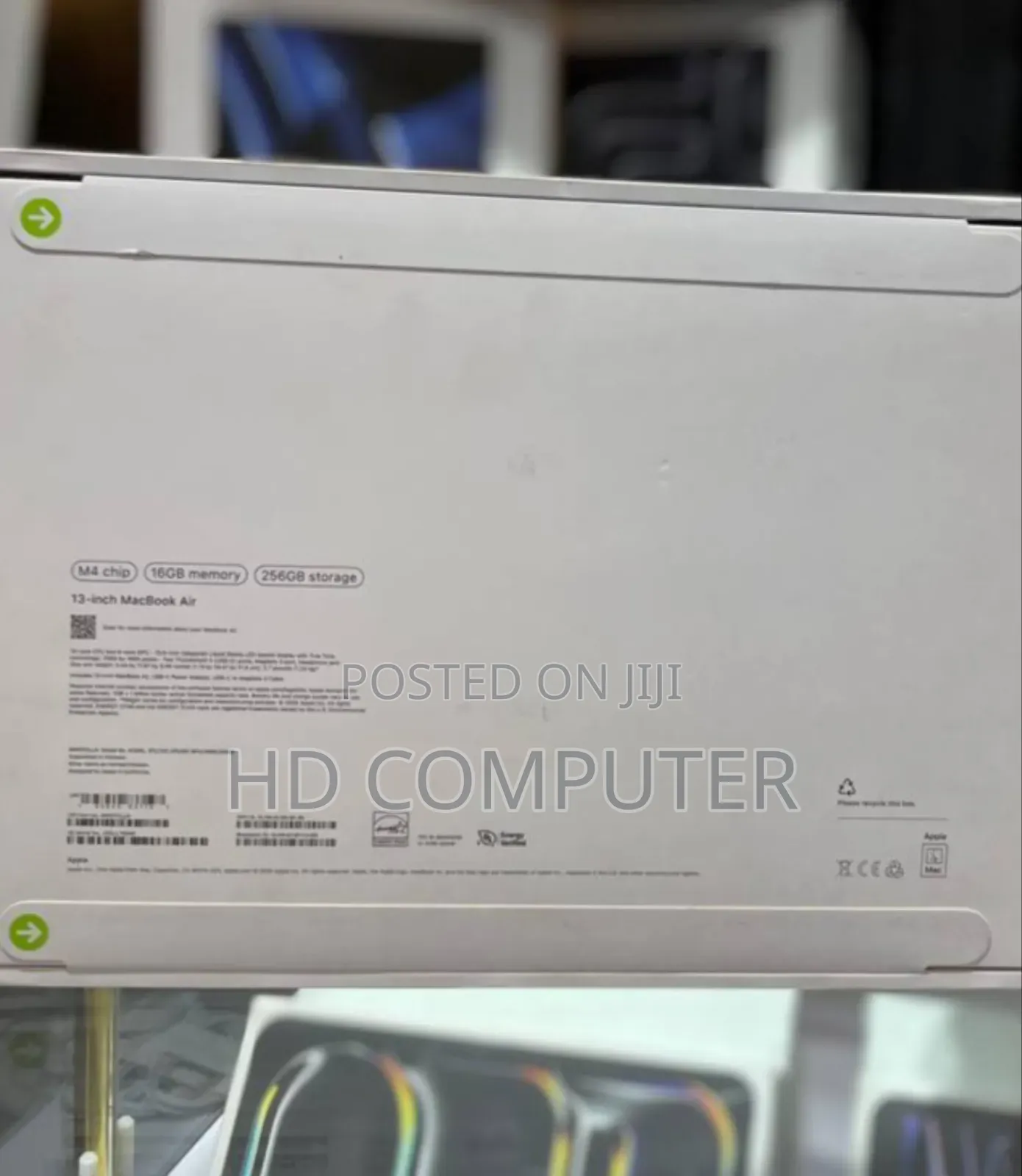 New Laptop Apple MacBook Air 2025 M4 13-Inch 16GB Apple M4 SSD 256GB