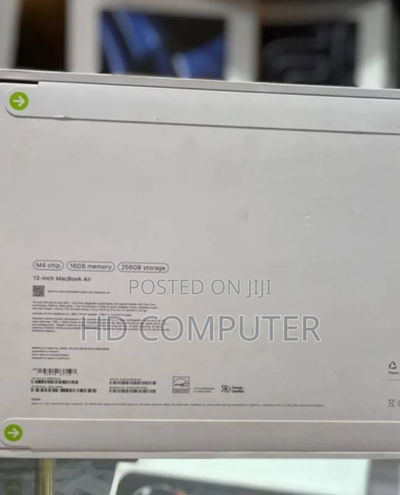 New Laptop Apple MacBook Air 2025 M4 13-Inch 16GB Apple M4 SSD 256GB