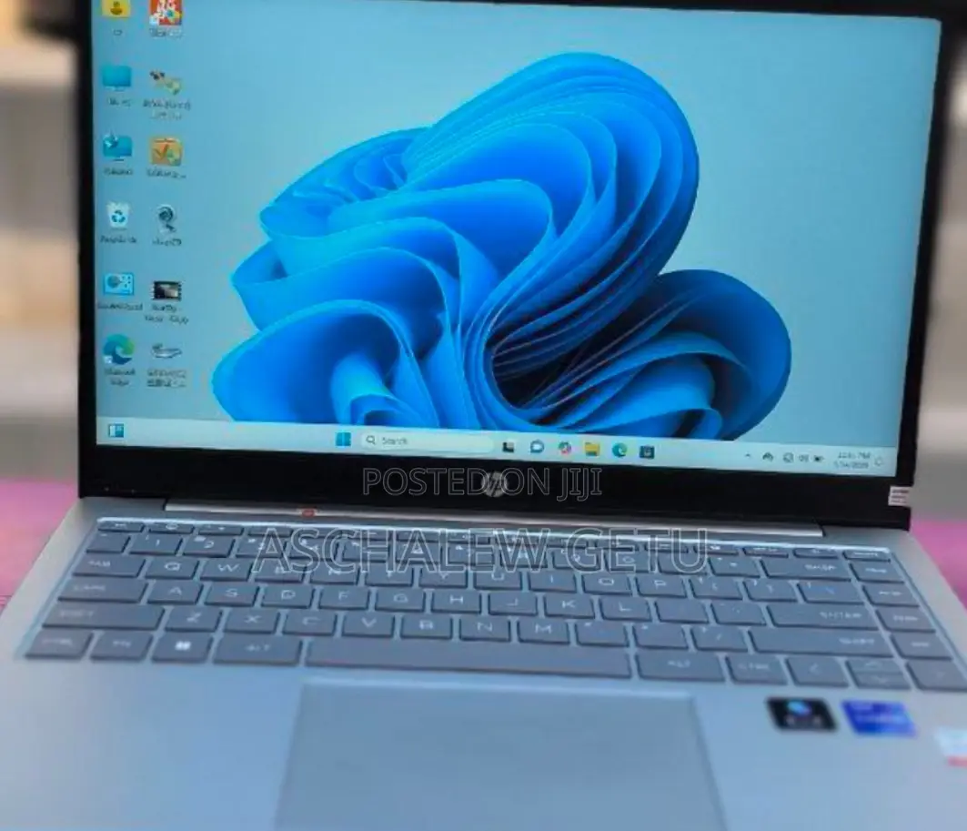 New Laptop HP Stream Notebook 16GB Intel Core I7 SSD 512GB