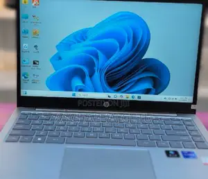 New Laptop HP Stream Notebook 16GB Intel Core I7 SSD 512GB