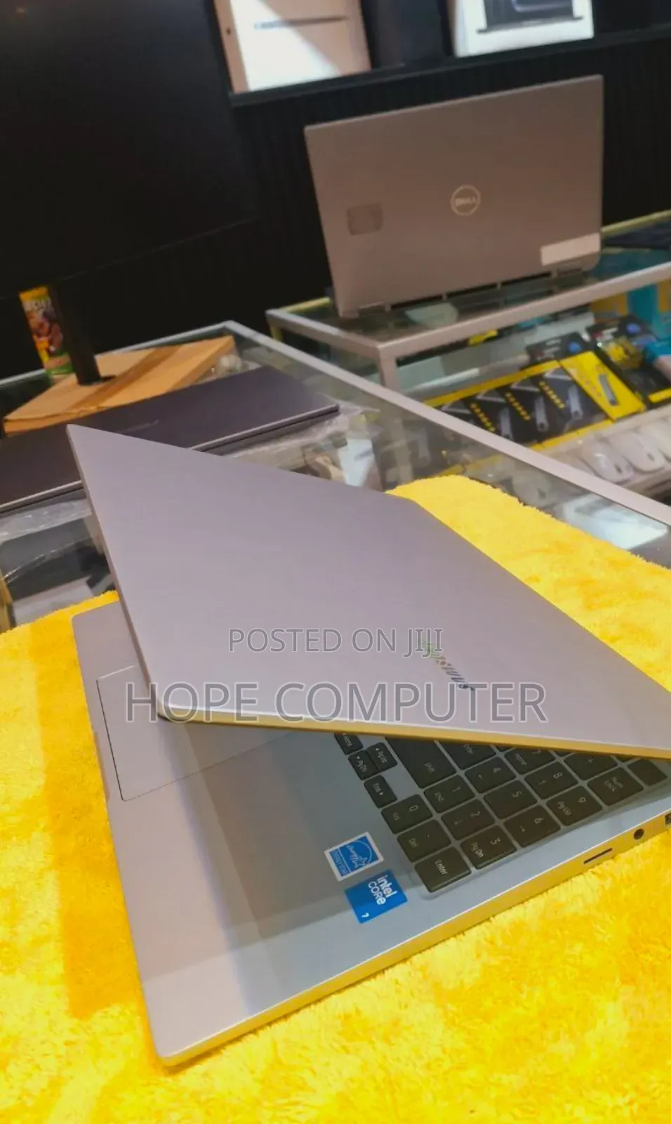 New Laptop Samsung Galaxy Book4 360 16GB Intel Core I7 SSD 512GB