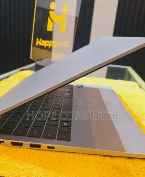 New Laptop Samsung Galaxy Book4 360 16GB Intel Core I7 SSD 512GB