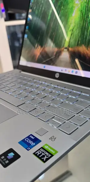 New Laptop HP Pavilion 14 16GB Intel Core I7 SSD 512GB