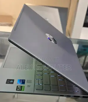 New Laptop HP Pavilion 14 16GB Intel Core I7 SSD 512GB