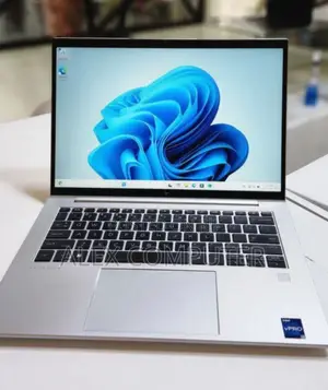 New Laptop HP EliteBook 840 10 16GB Intel Core I7 SSD 512GB