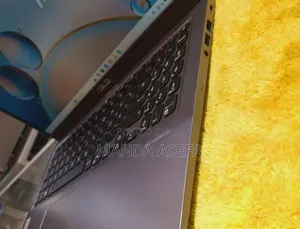 New Laptop Asus VivoBook 15 X505BA 8GB Intel Core I7 SSD 512GB