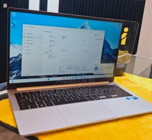 Photo - New Laptop Samsung Chromebook 3 11 16GB Intel Core I7 SSD 512GB