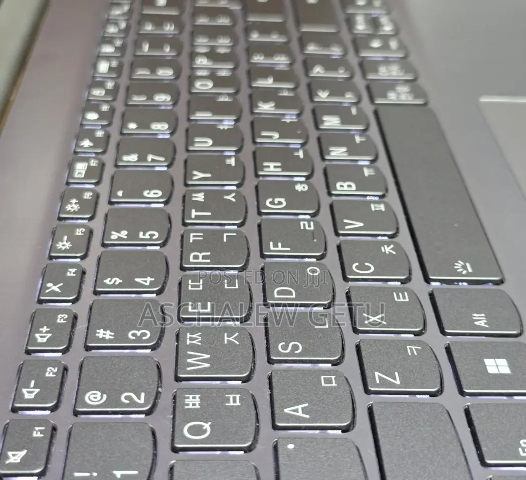 New Laptop Lenovo Ideapad 3 16GB Intel Core I7 SSD 512GB