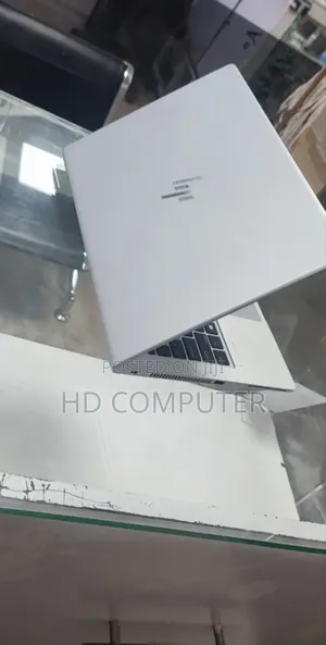 New Laptop HP EliteBook 830 G5 8GB Intel Core I5 SSD 512GB