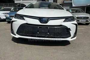 New Toyota Corolla 2024 White