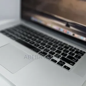 New Laptop Apple MacBook Pro 2015 16GB Intel Core I7 SSD 512GB