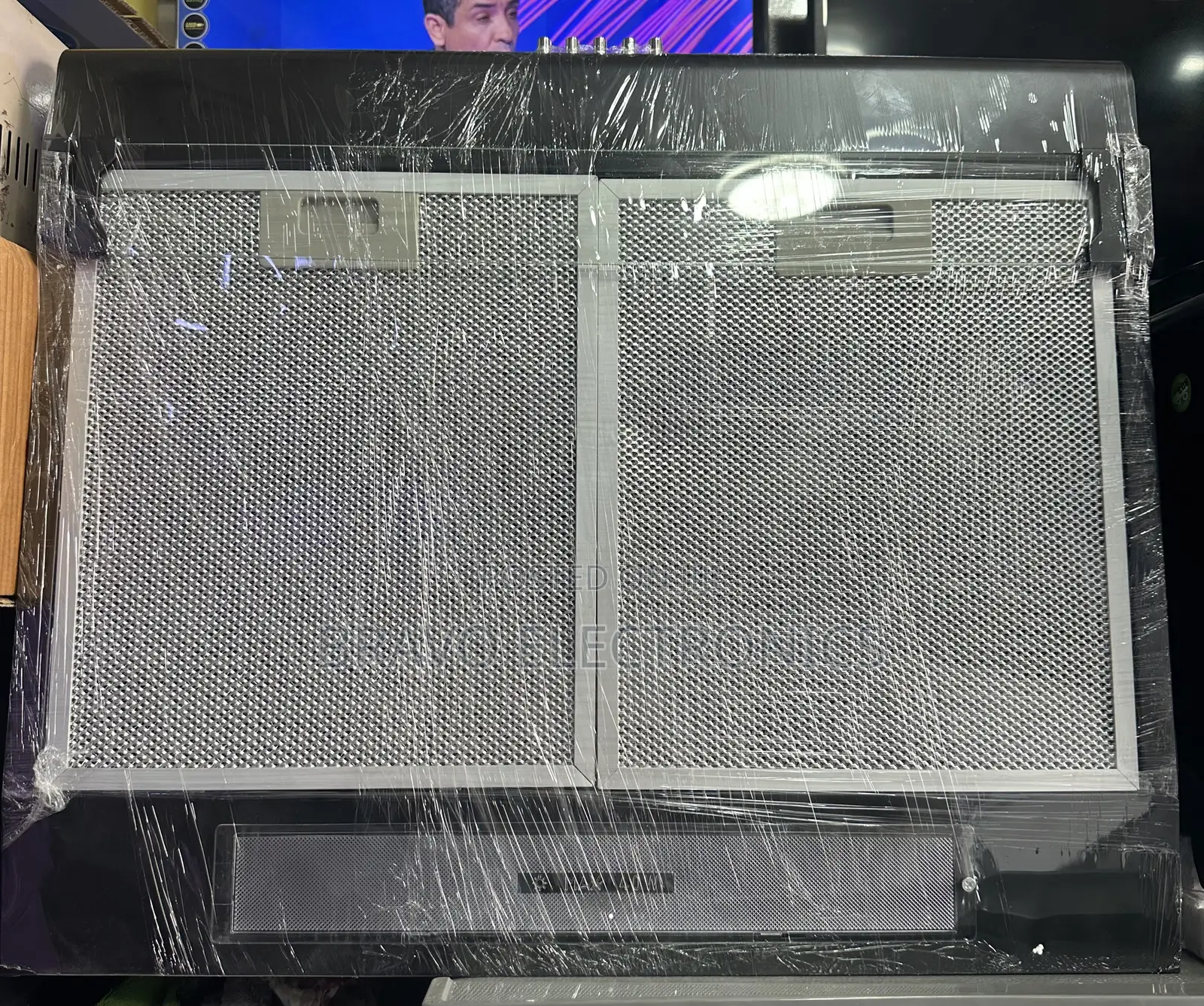 Max Kitchen Saker 60 by 60