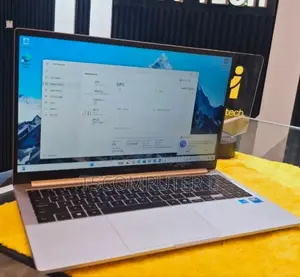 New Laptop Samsung 16GB Intel Core I7 SSD 512GB