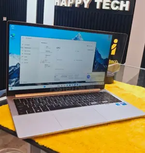 New Laptop Samsung 16GB Intel Core I7 SSD 512GB