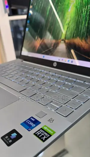 New Laptop HP 16GB Intel Core I7 SSD 512GB
