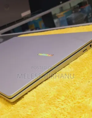 New Laptop Samsung 16GB Intel Core Ultra 7 SSD 512GB