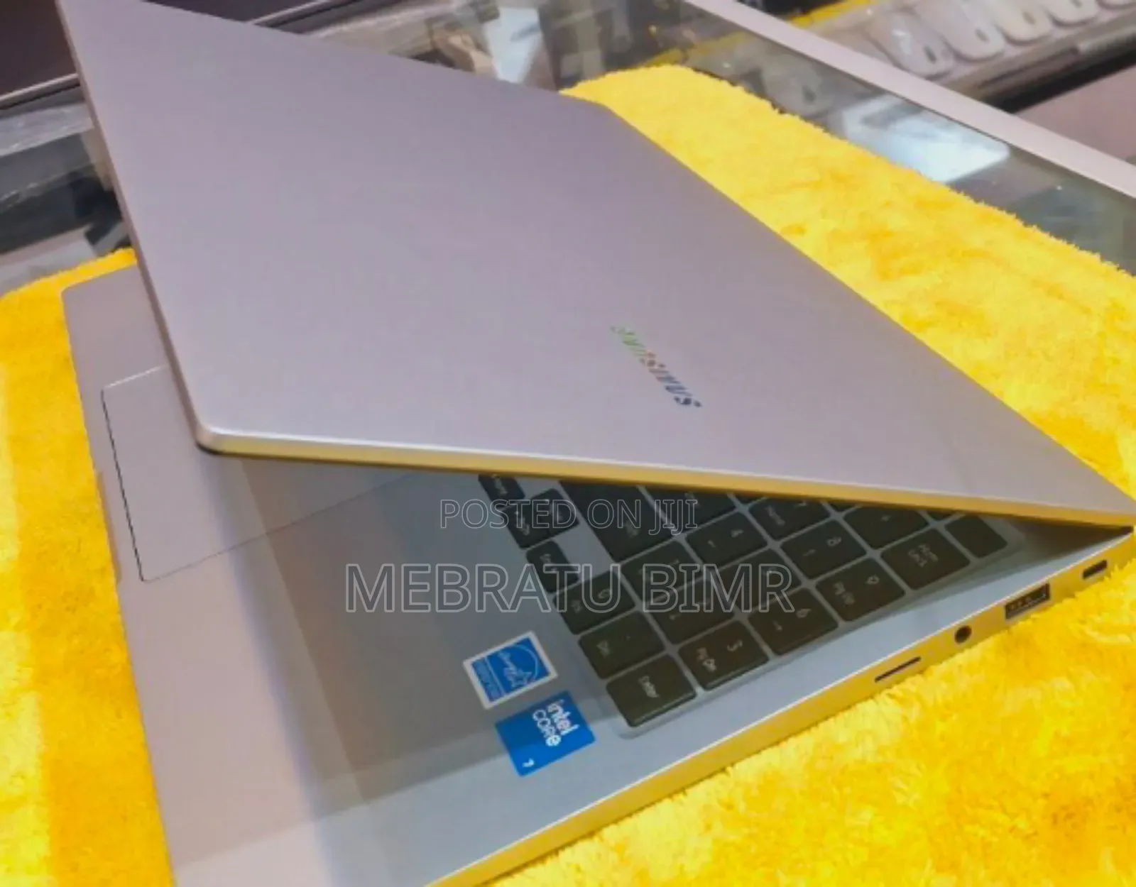 New Laptop Samsung Chromebook 3 11 16GB Intel Core I7 SSD 512GB