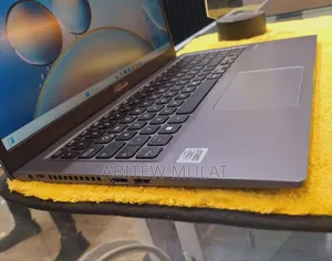 New Laptop Asus VivoBook 15 X505BA 8GB Intel Core I7 SSD 512GB