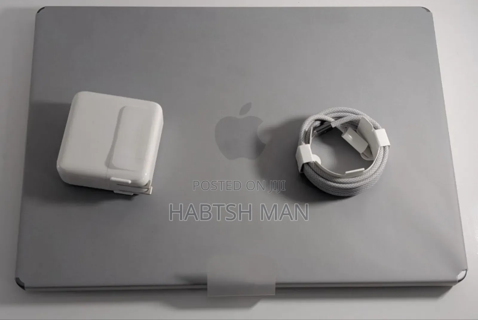 New Laptop Apple MacBook Pro 2023 M3 14-Inch 8GB Apple M3 SSD 512GB