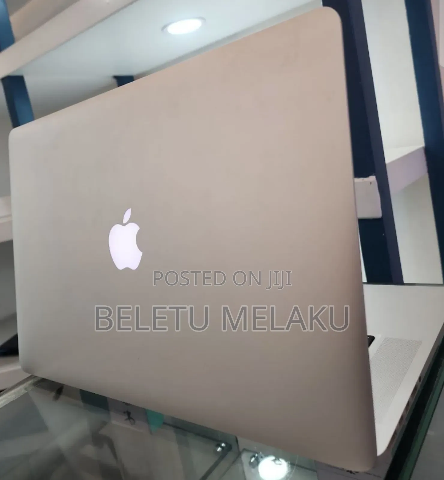 New Laptop Apple MacBook Pro 2011 8GB Intel Core I5 SSD 320GB