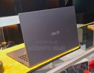 New Laptop Asus VivoBook 15 X505BA 8GB Intel Core I7 SSD 512GB