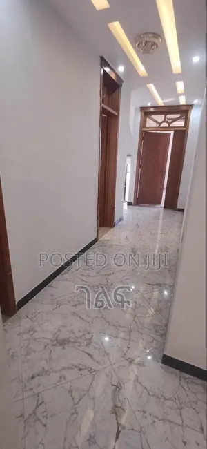 7bdrm House in የግል ቅንጡ ቤት Cmc, Bole for sale