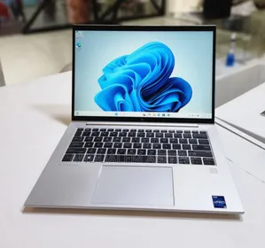 New Laptop HP EliteBook 840 10 16GB Intel Core I7 SSD 512GB