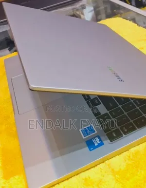 New Laptop Samsung 16GB Intel Core I7 SSD 512GB