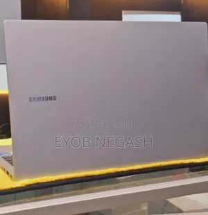 Photo - New Laptop Samsung Galaxy Book 2 16GB Intel Core I7 SSD 512GB