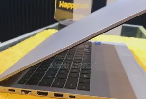 Photo - New Laptop Samsung 16GB Intel Core Ultra 7 SSD 512GB