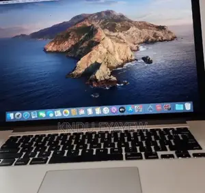 New Laptop Apple MacBook 8GB Intel Core I5 SSD 320GB