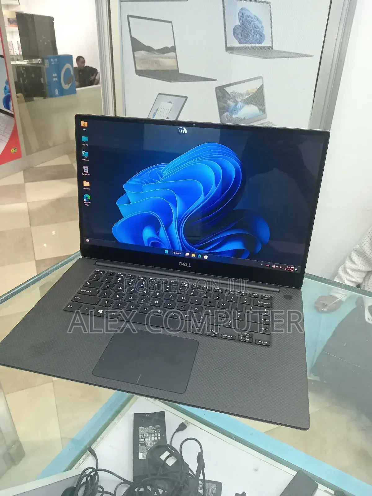 New Laptop Dell Latitude 5540 16GB Intel Core I7 SSD 512GB