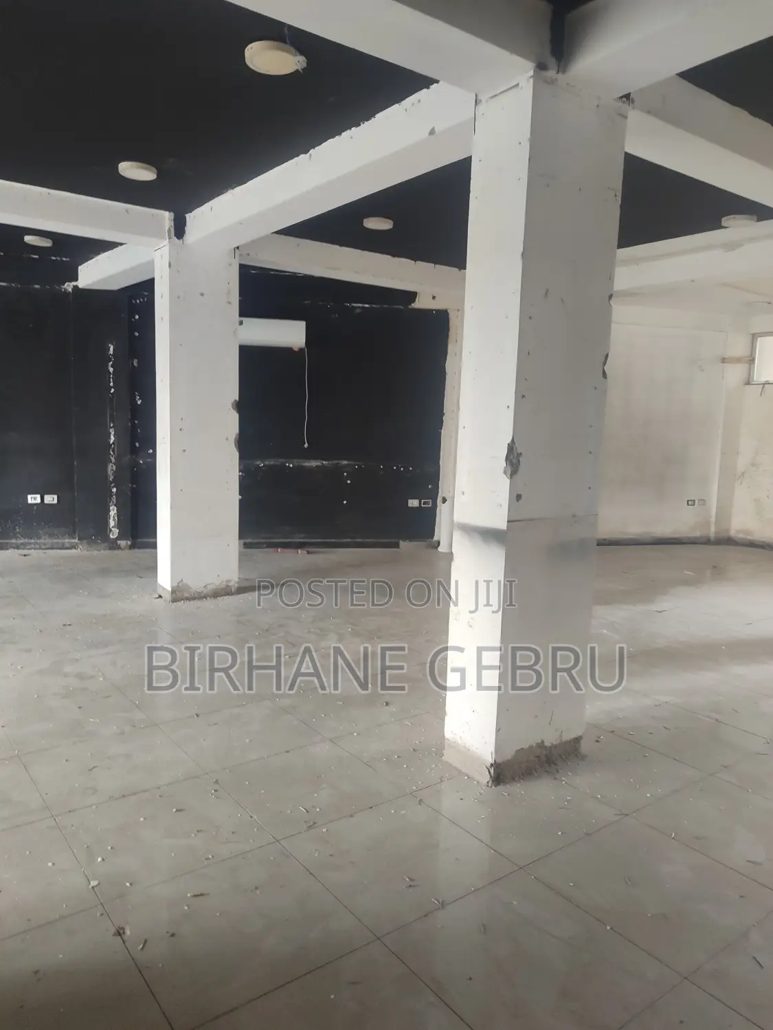 Luxury Apartiment Rent for Office .Store Trainning and Other