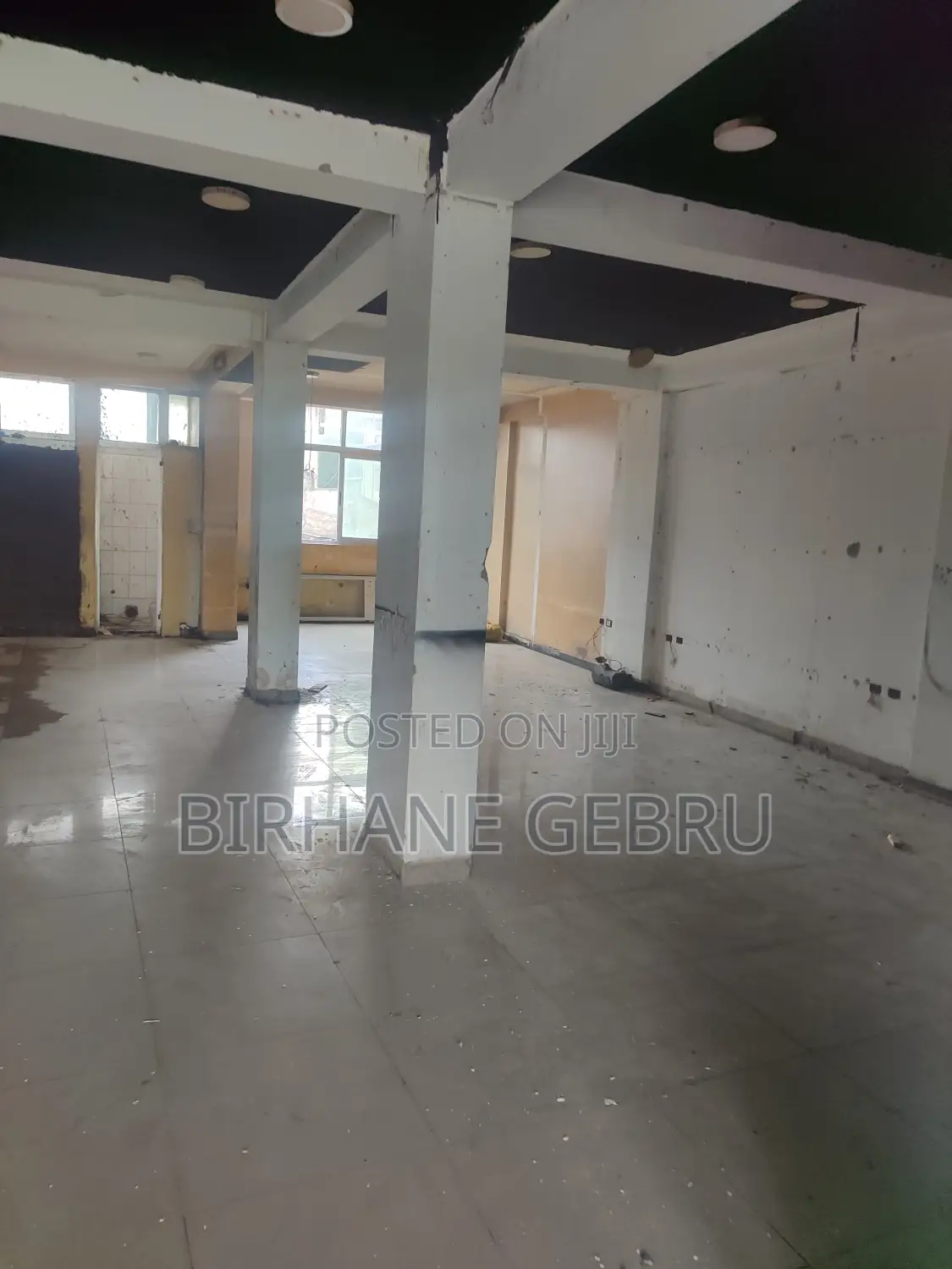 Luxury Apartiment Rent for Office .Store Trainning and Other