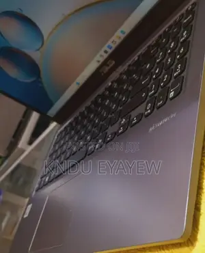 Photo - New Laptop Asus 8GB Intel Core I7 SSD 512GB