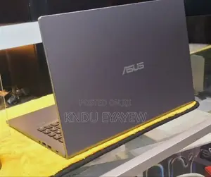 New Laptop Asus 8GB Intel Core I7 SSD 512GB