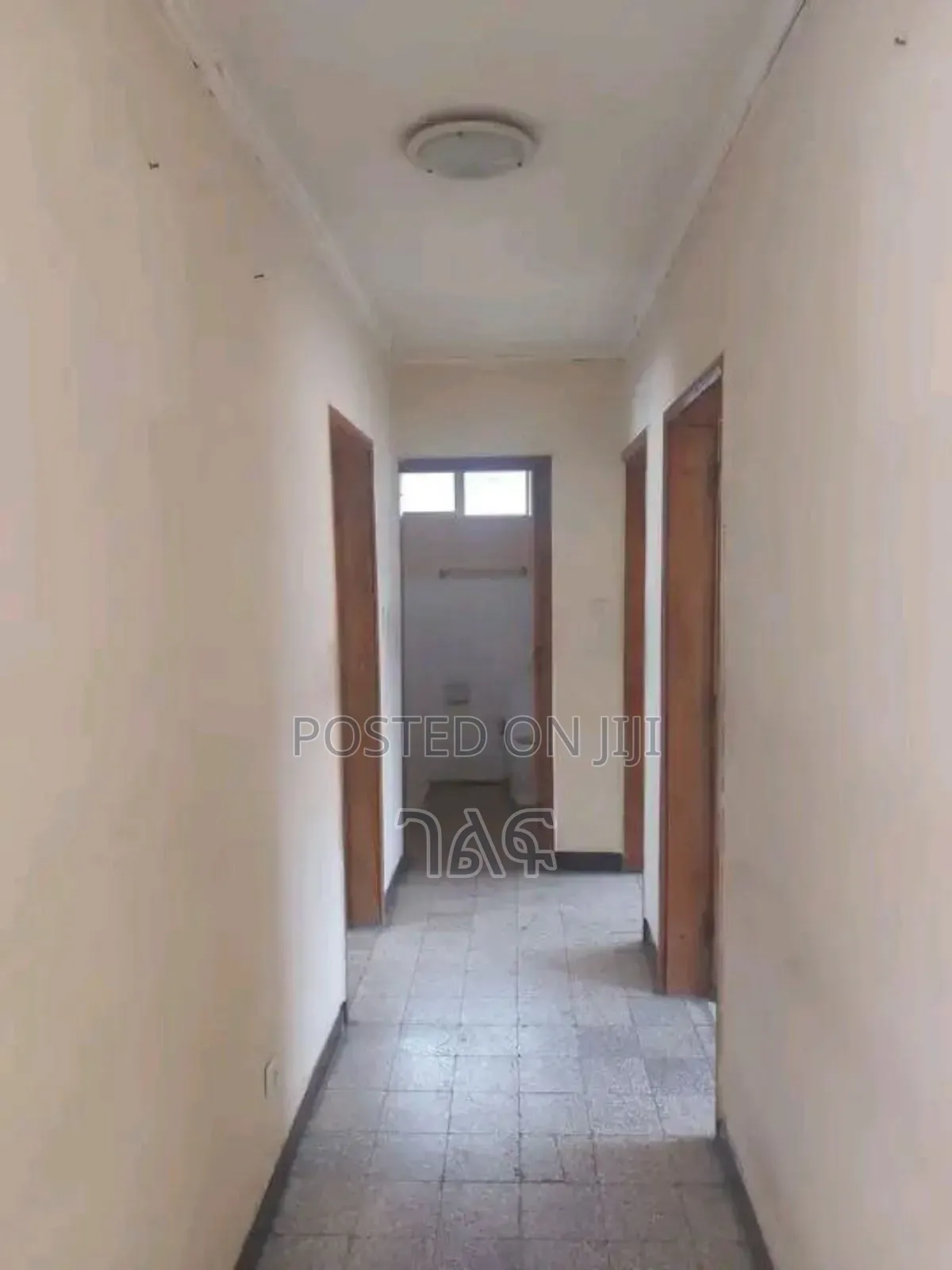 3bdrm Villa in የአያት ቪላ ያልታደሰ, Bole for sale