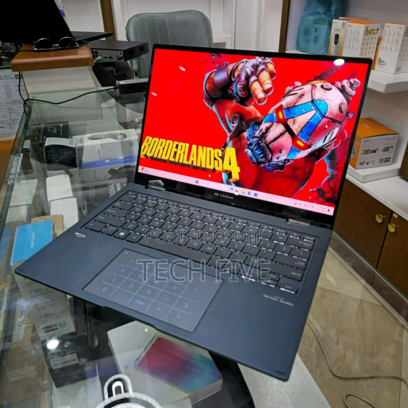 New Laptop Asus ZenBook Flip 14 UX461UN 16GB Intel Core I7 SSD 512GB